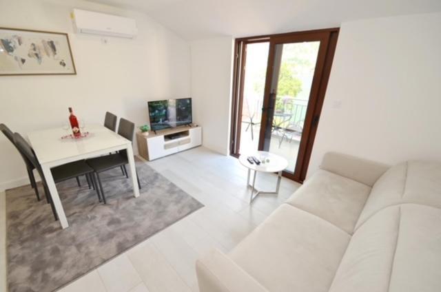 Nikola Lux Apartments Muo Luaran gambar